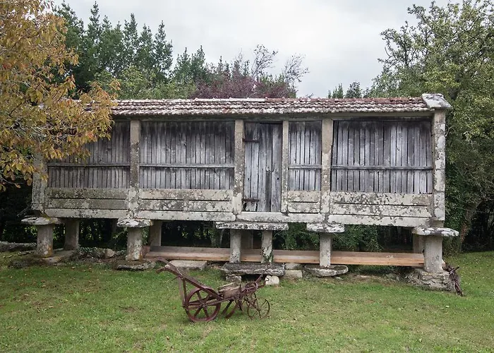 Casa De Roque 컨트리하우스 아우티스