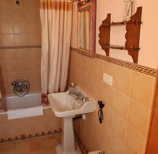 Casa De Roque 컨트리하우스 아우티스